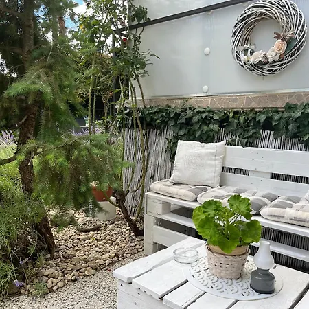 Relaxacni Vera S Ubytovanim Guest house Valtice