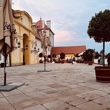Relaxační Vera S Ubytováním Pensión 4*