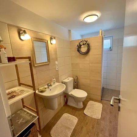 Pensión Relaxační Vera S Ubytováním 4*