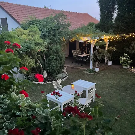 Relaxacni Vera S Ubytovanim Πανσιόν 4*