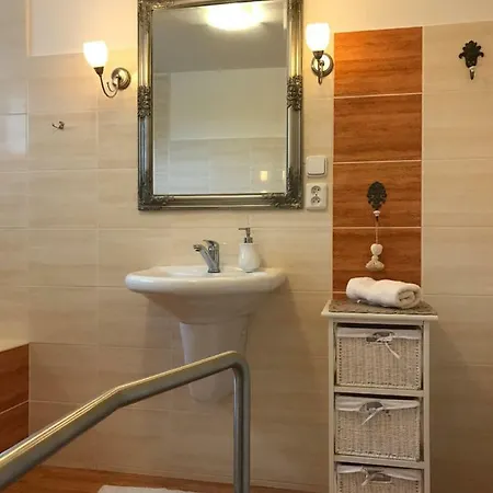 Relaxacni Vera S Ubytovanim 4*