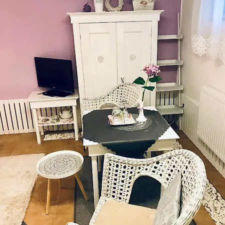 Relaxacni Vera S Ubytovanim بيت ضيافة 4*